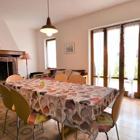 Martinelli-1 By Interhome